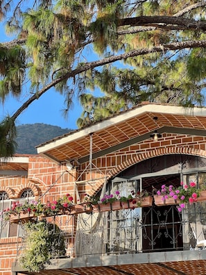 Deluxe Room, Terrace, Lake View | Terrace/patio