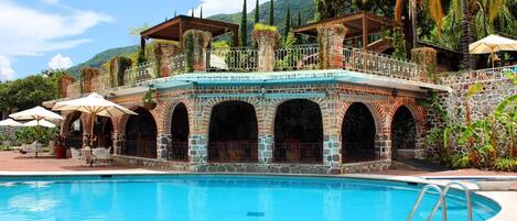 Facciata della struttura