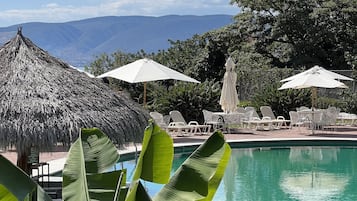 Fachada de la propiedad