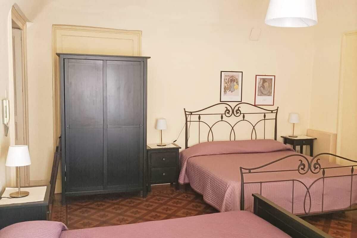 Double Room with Bathtub