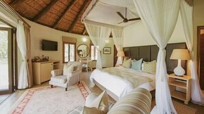 Quarto casal ou duplo luxo, 1 cama de casal ou 2 camas de solteiro, para não fumantes | Roupas de cama premium, cofres nos quartos, individualmente mobiliados