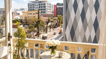 Heritage Premier Room with Balcony | Balcony view