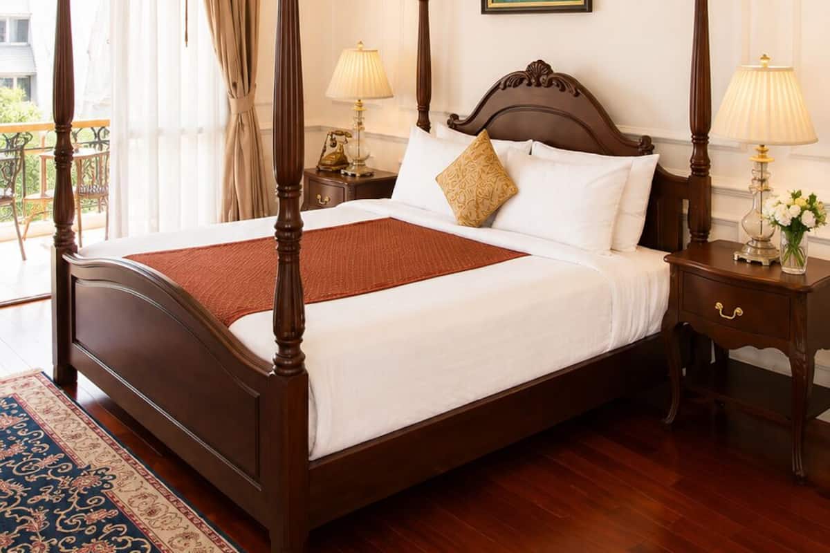 Heritage Premier Room with Balcony | Draps en coton égyptien, literie de qualité, minibar, coffre-fort