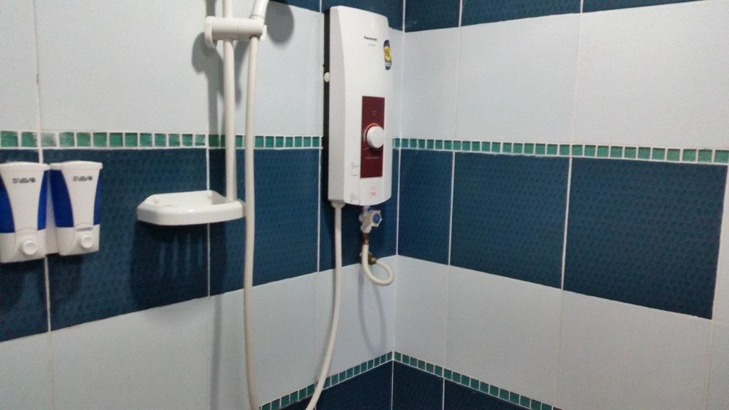 Douche de la salle de bain