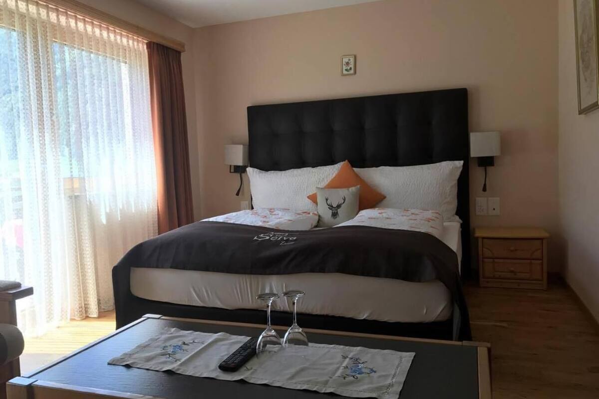 desk, soundproofing, cots/infant beds, rollaway beds