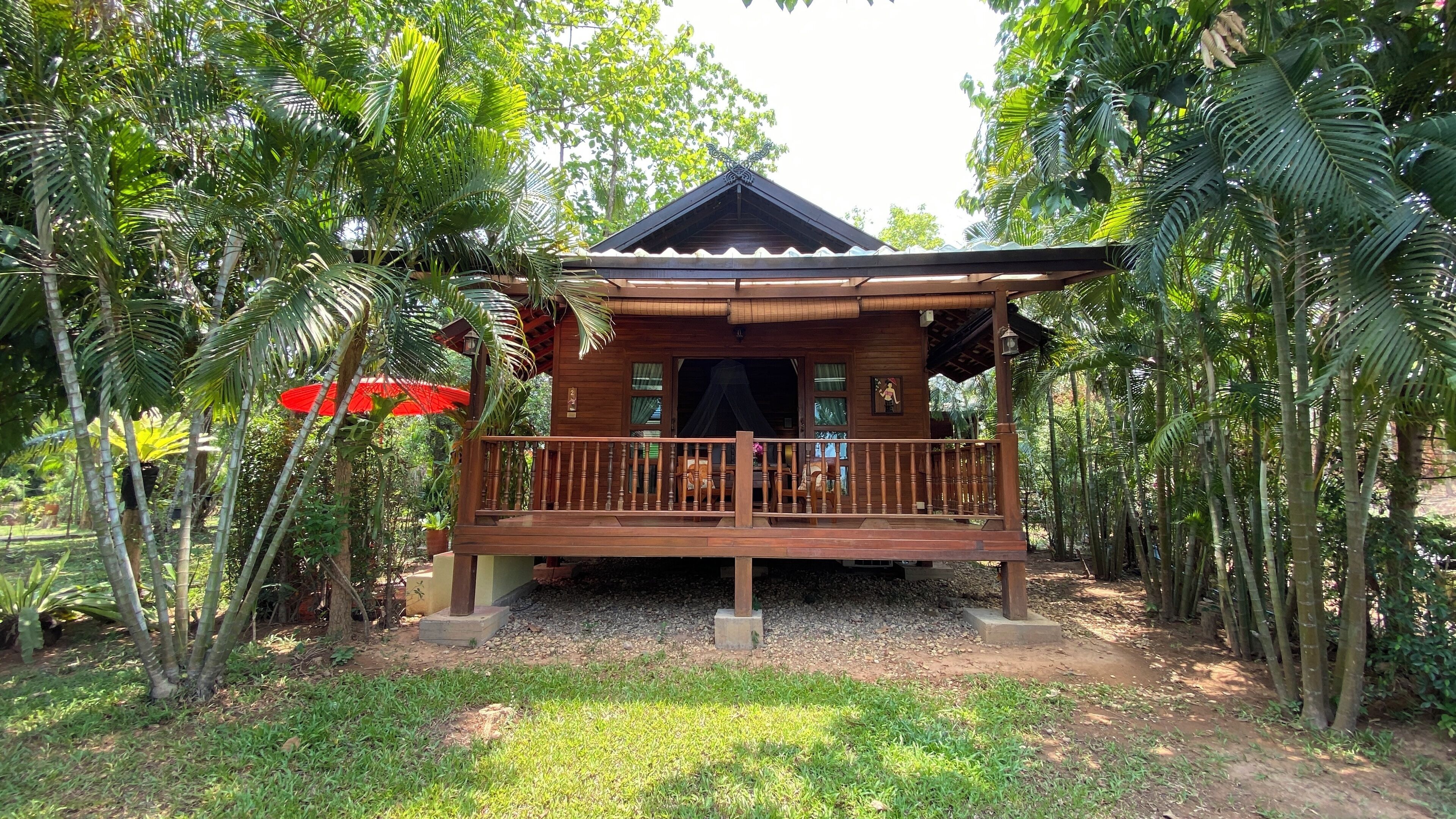 mountain view bungalow | garden view