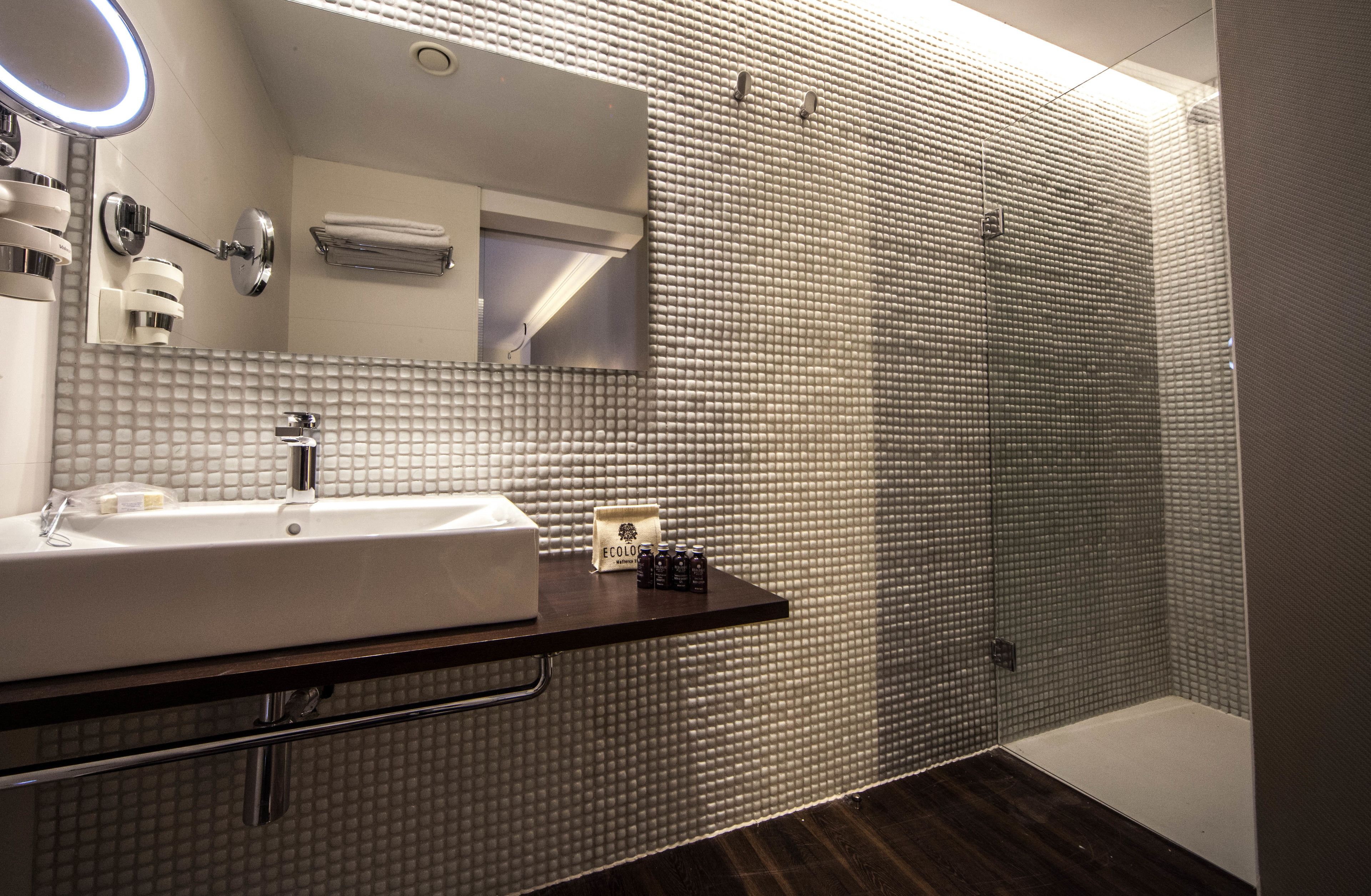 shower, rainfall showerhead, designer toiletries, hair dryer