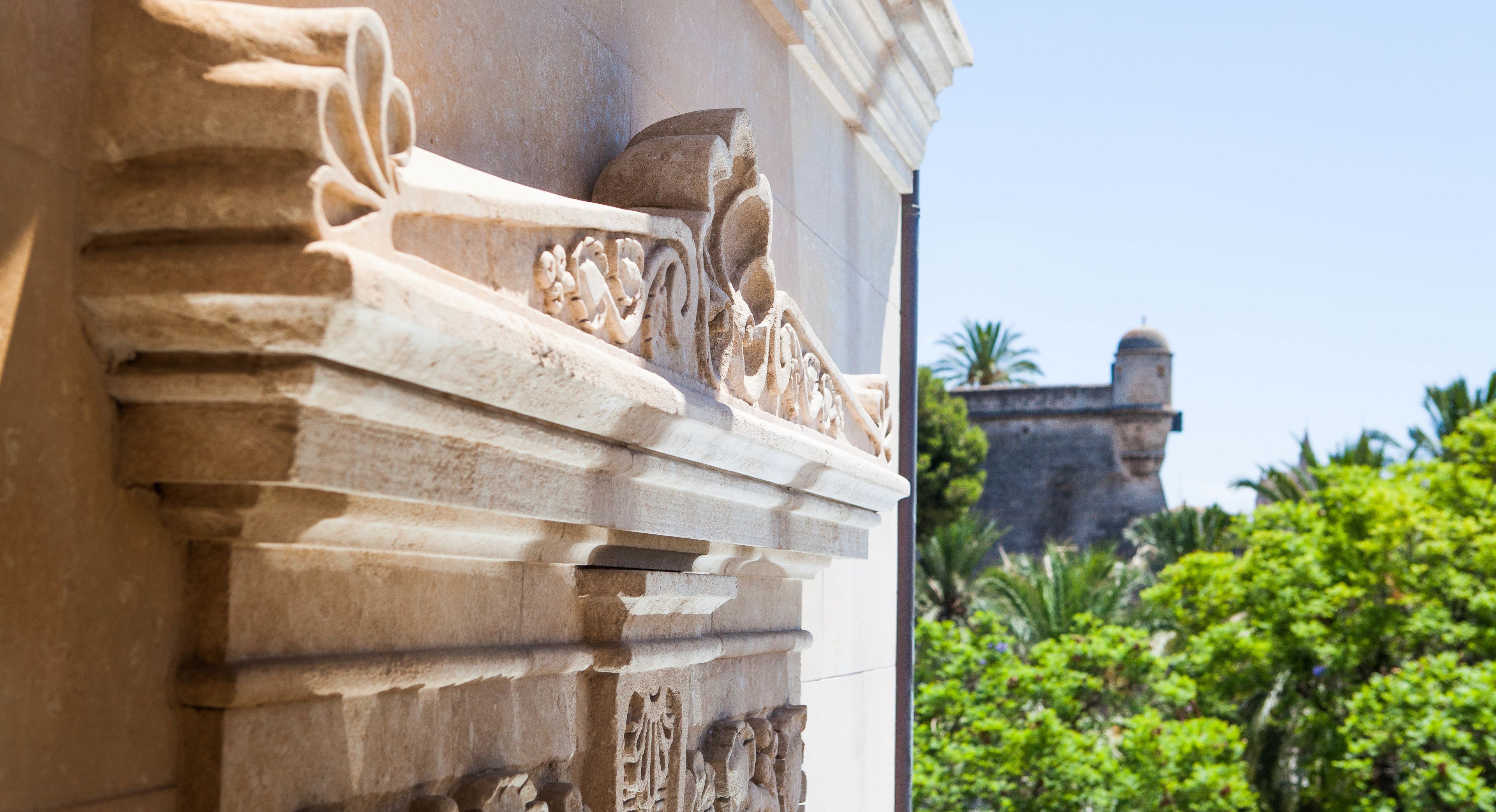 egyptian cotton sheets, premium bedding, pillow-top beds, minibar