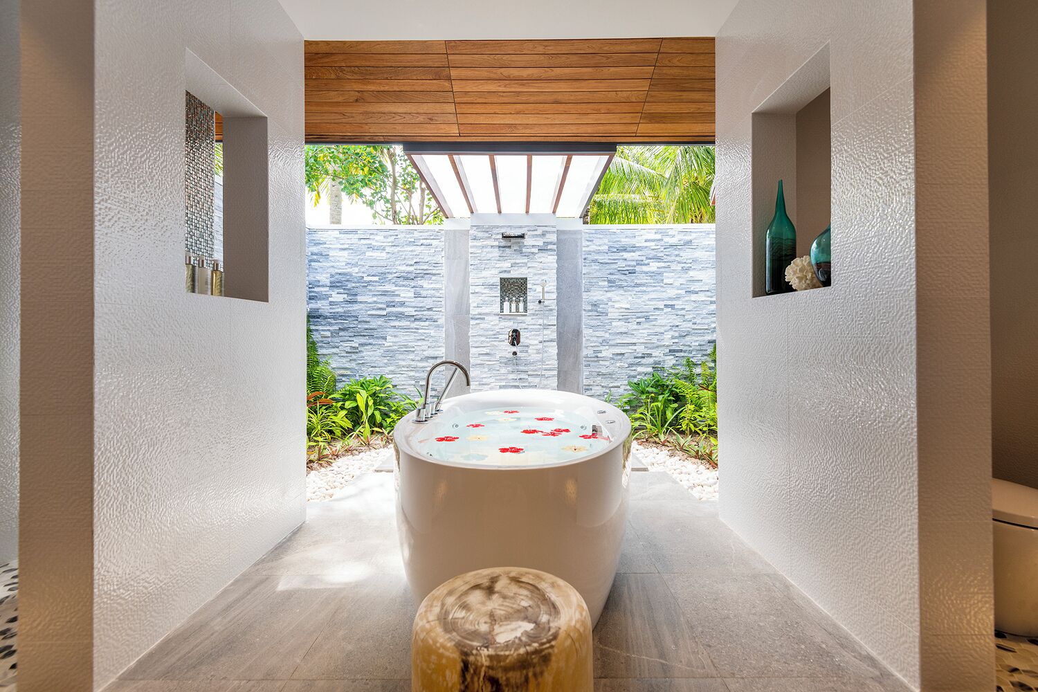 Photo - Lily Beach Resort & Spa 