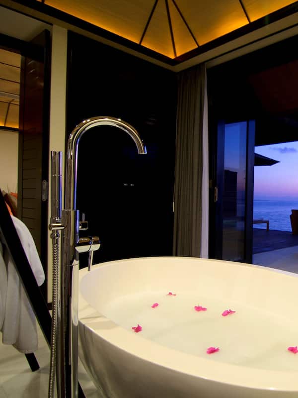 Sunset Water Suite with Private Pool | Bathroom | Separate tub and shower, jetted tub, free toiletries, hair dryer