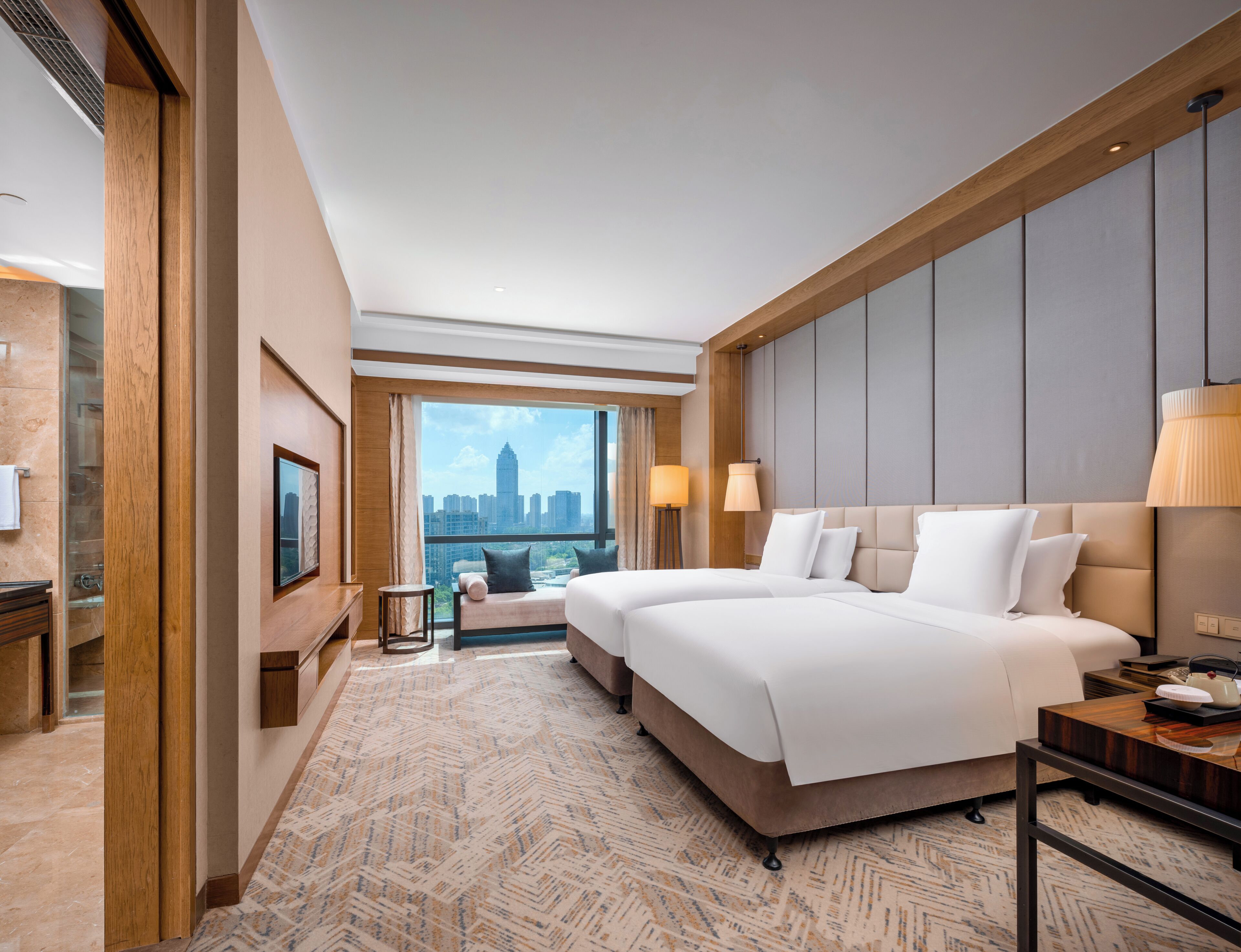 华丽客房, 2 张单人床 | 高档床上用品、记忆海绵床垫、客房内保险箱、办公桌