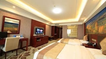 Minibar, Zimmersafe, Wecker