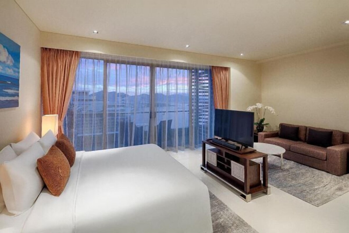 Ropa de cama de alta calidad y minibar 