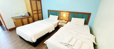 Minibar, desk, soundproofing, iron/ironing board