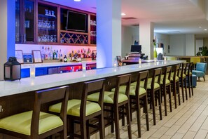Bar (on property) - Hilton Garden Inn Roanoke (Roanoke)