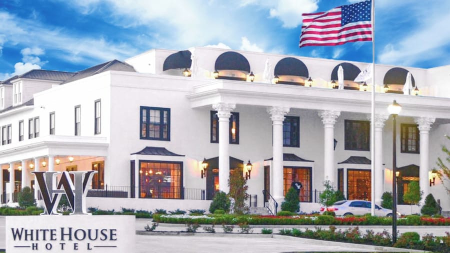 White House Hotel
