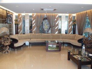 Khu tiếp khách ở sảnh