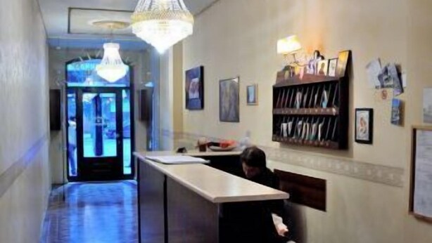 Unclassified image, 1 of 44, button - Atlantis Hotel (Thessaloniki)