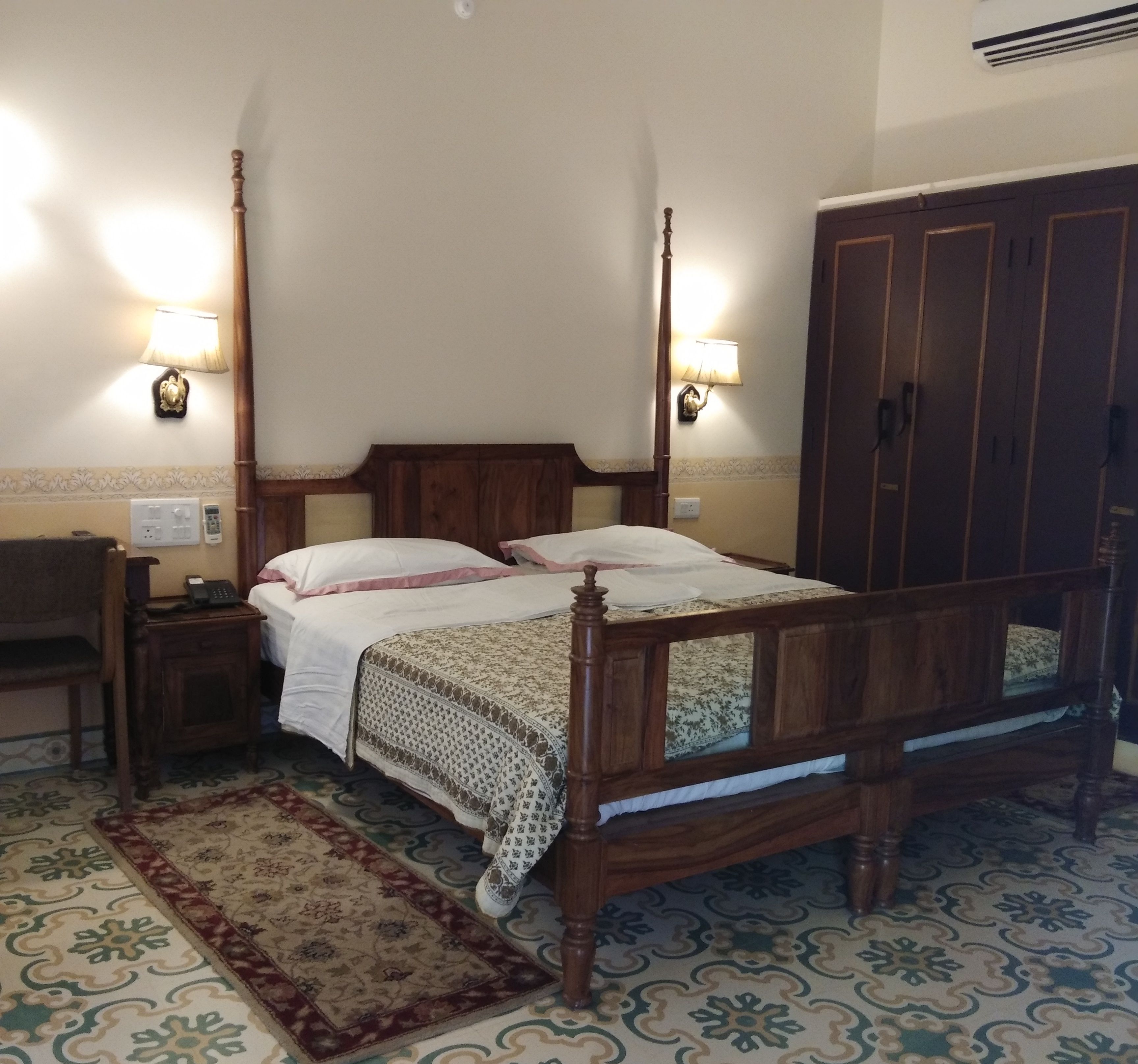 deluxe room | in-room safe, desk, soundproofing, iron/ironing board