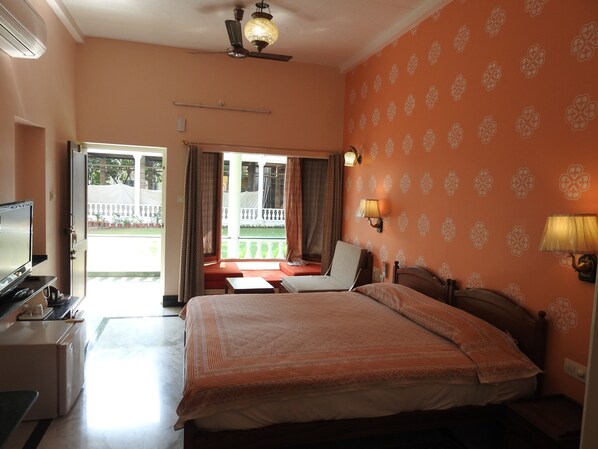 Balcony view - Jai Niwas (Jaipur)