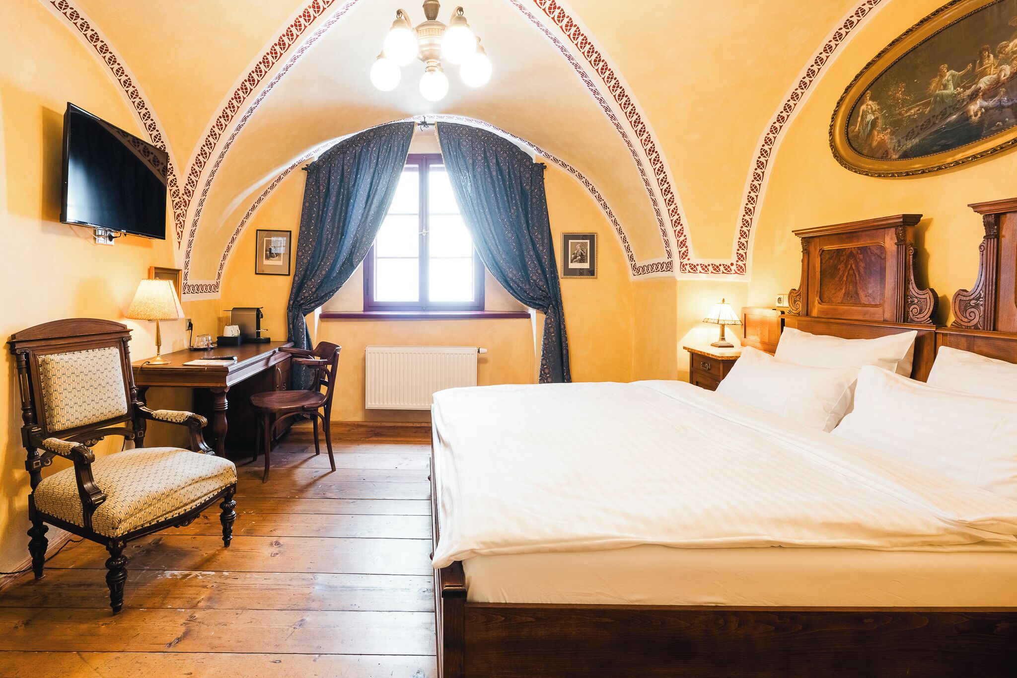 standard double room | 1 bedroom, in-room safe, desk, free wifi