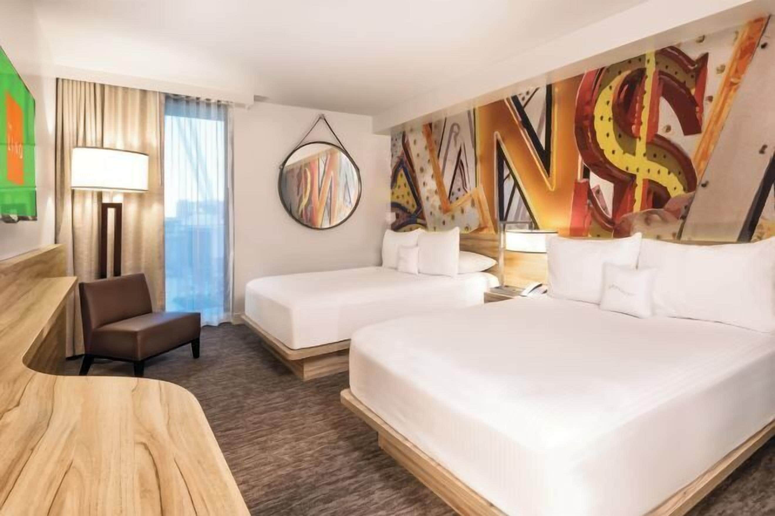 Coffres-forts dans les chambres, bureau