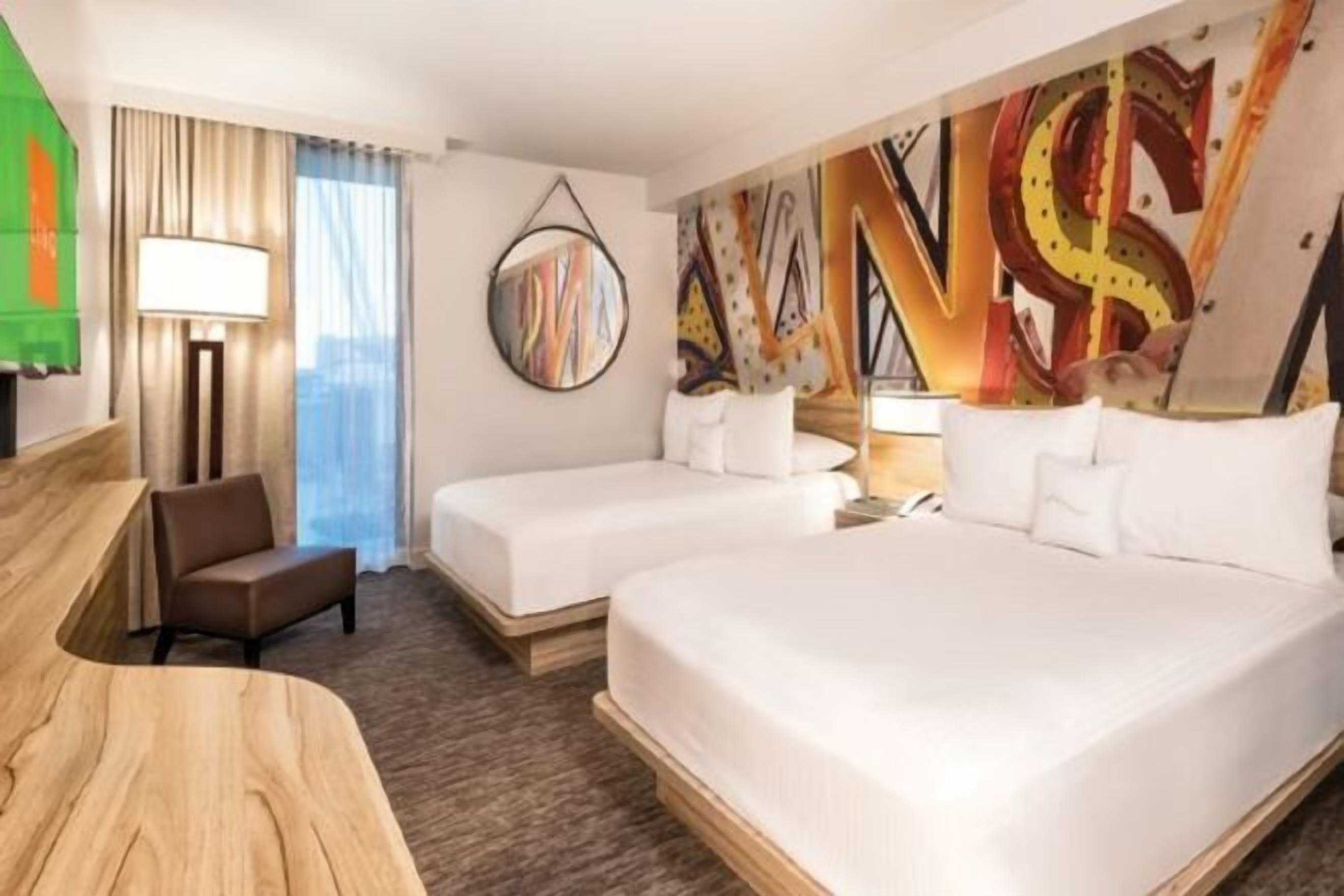 Coffres-forts dans les chambres, bureau