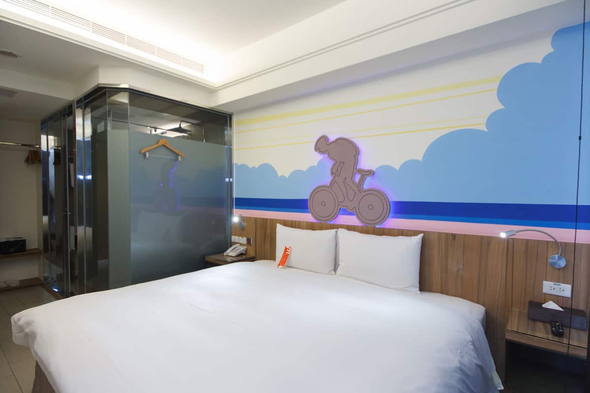Phòng Elite | Chăn bông, minibar, két bảo mật tại phòng, bàn 