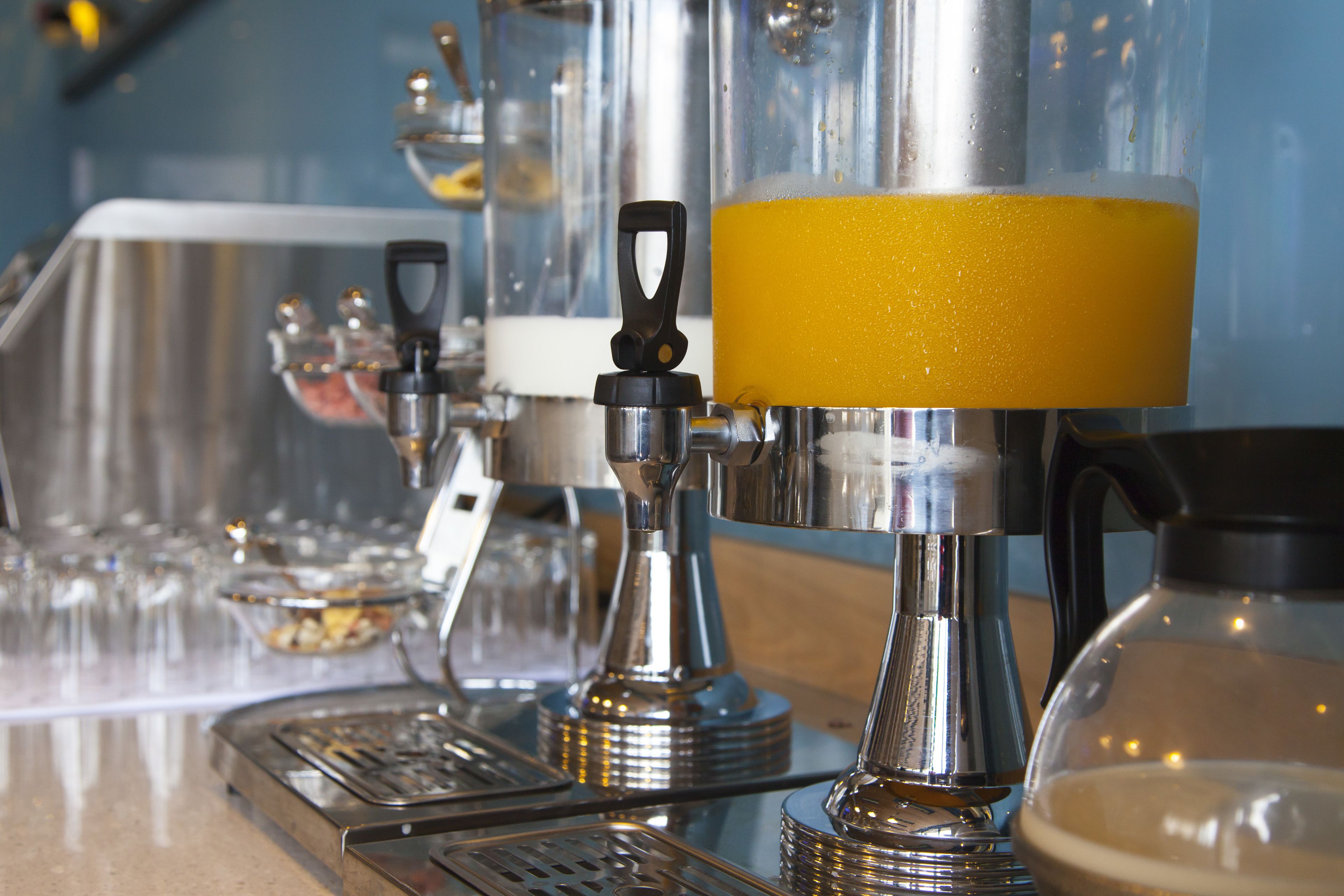 free daily self-service breakfast