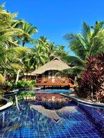 Pool Bungalow | Garden view