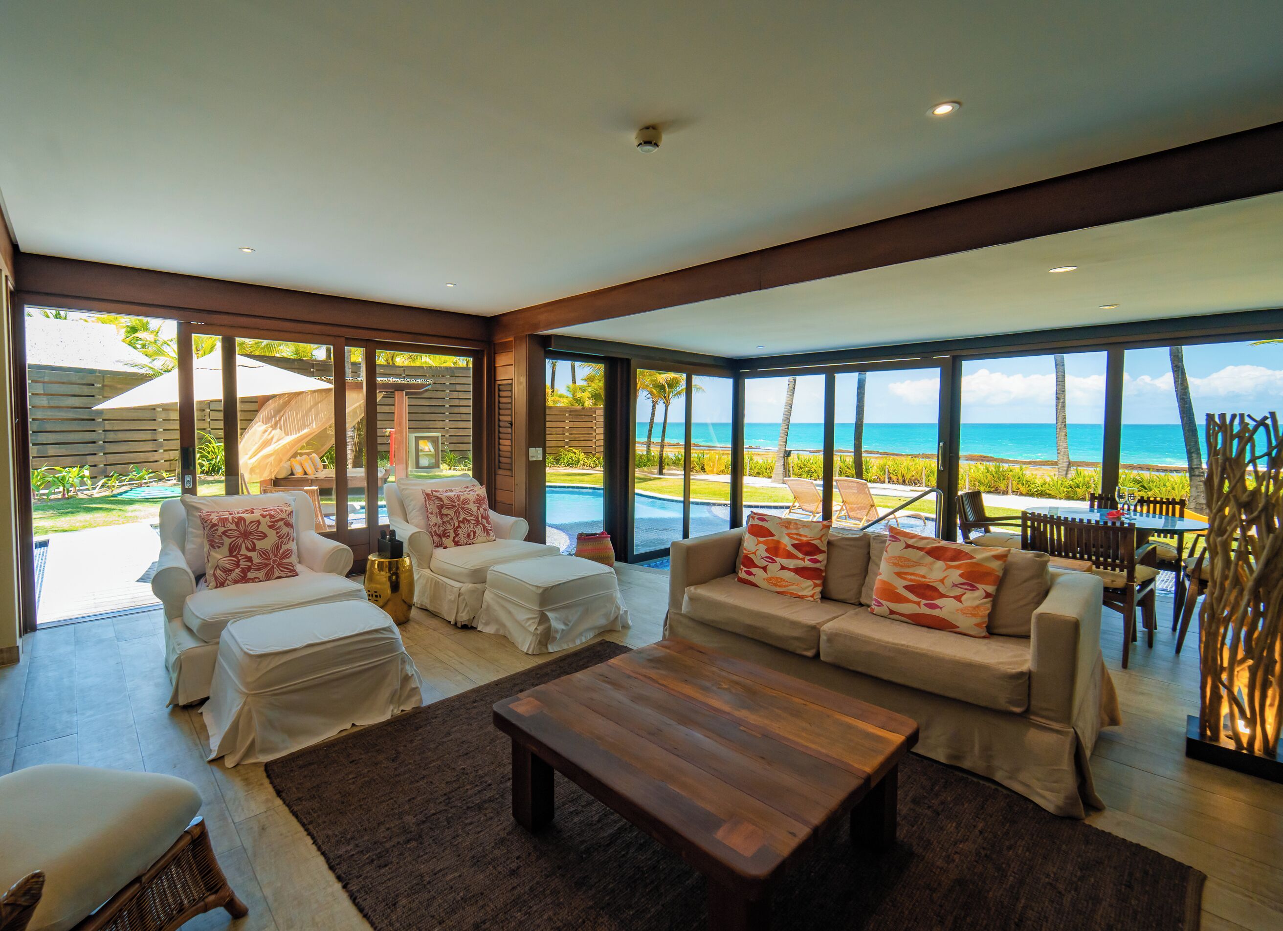 平房 | 起居区 | LED 电视