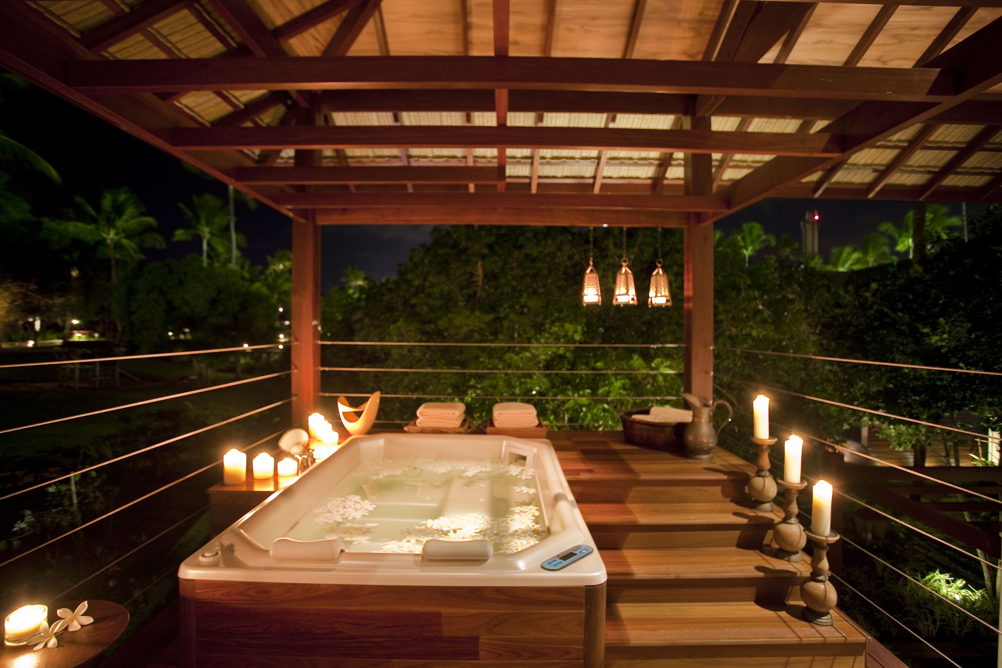 couples treatment room(s), sauna, turkish bath/hammam, body treatments