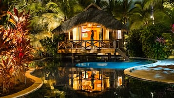 Bungalow Club