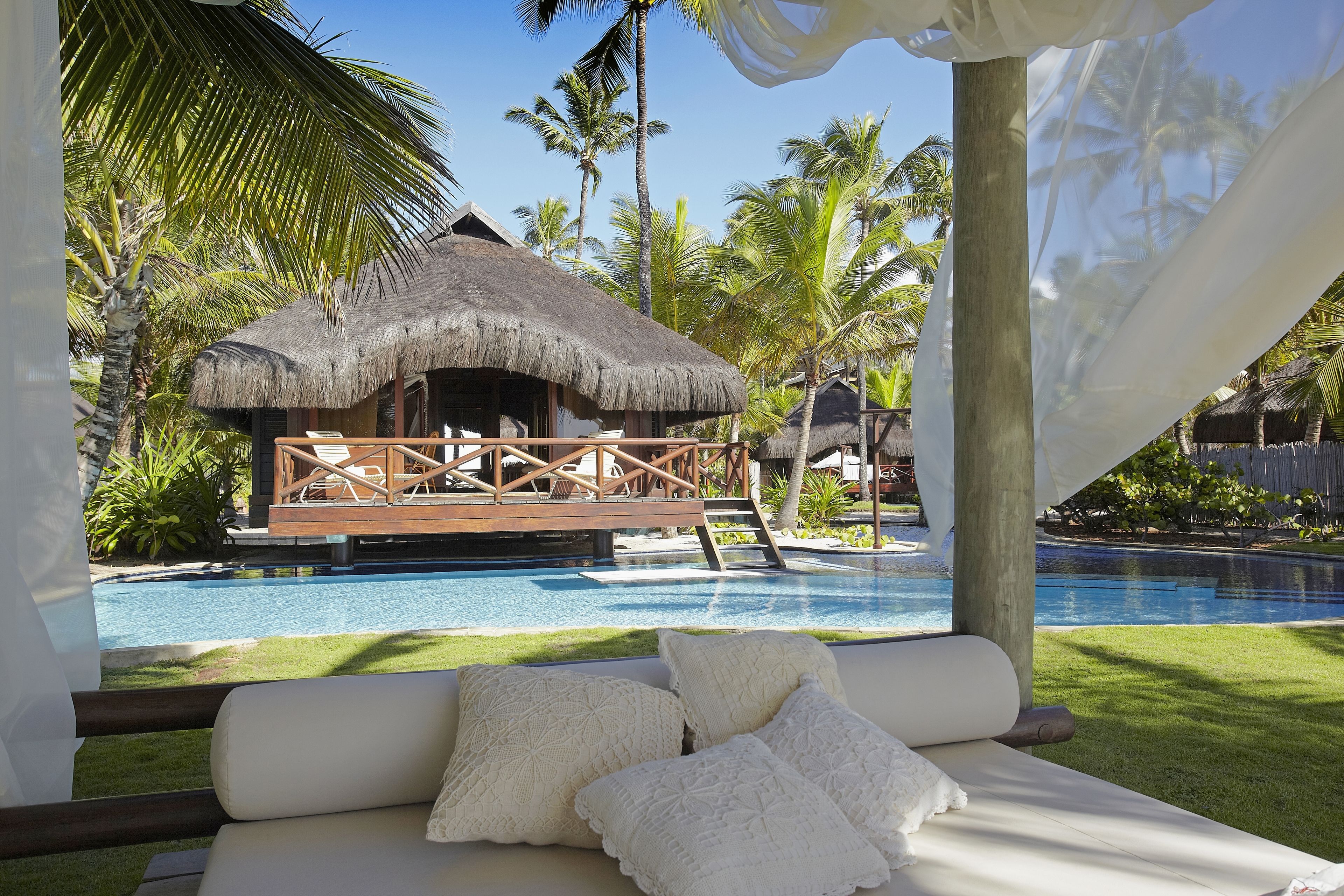 Bangalô Vista Mar | Pool | Outdoor pool, free pool cabanas, pool umbrellas