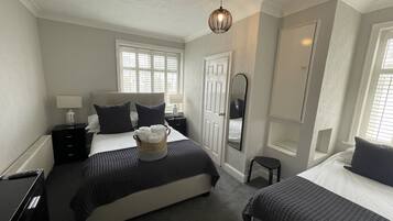 Double or Twin Room, Ensuite