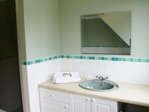 Bathroom - Hare Lodge Bed and Breakfast (Salisbury)