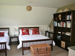 Room - Hare Lodge Bed and Breakfast (Salisbury)