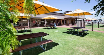 Boomerang Hotel