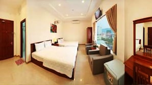 Superior Quadruple Room | Minibar, desk, WiFi (free), individually furnished - The Dawn Hotel (Da Nang)