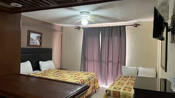 Suite junior | Escritorio y wifi gratis