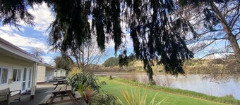 Whanganui River Top 10 Holiday Park