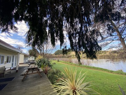 Whanganui River Top 10 Holiday Park