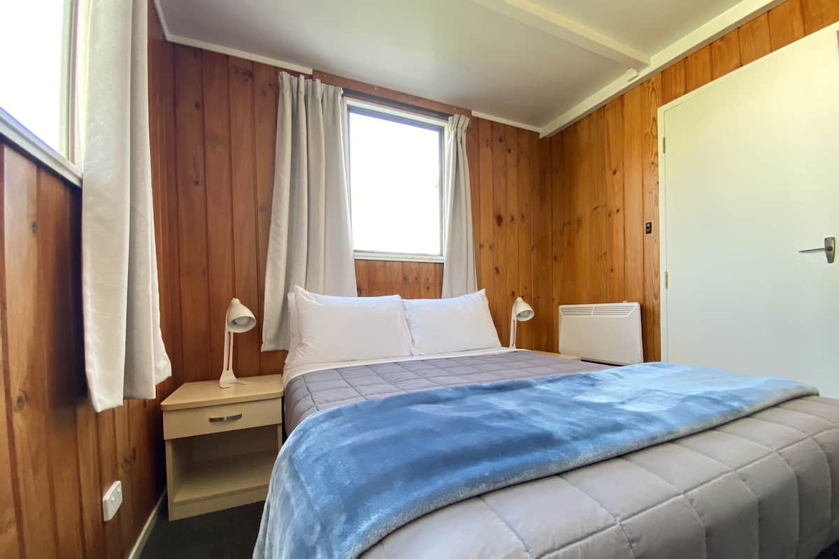 Standard Villa, 1 Bedroom | Cribs/infant beds, free WiFi, bed sheets