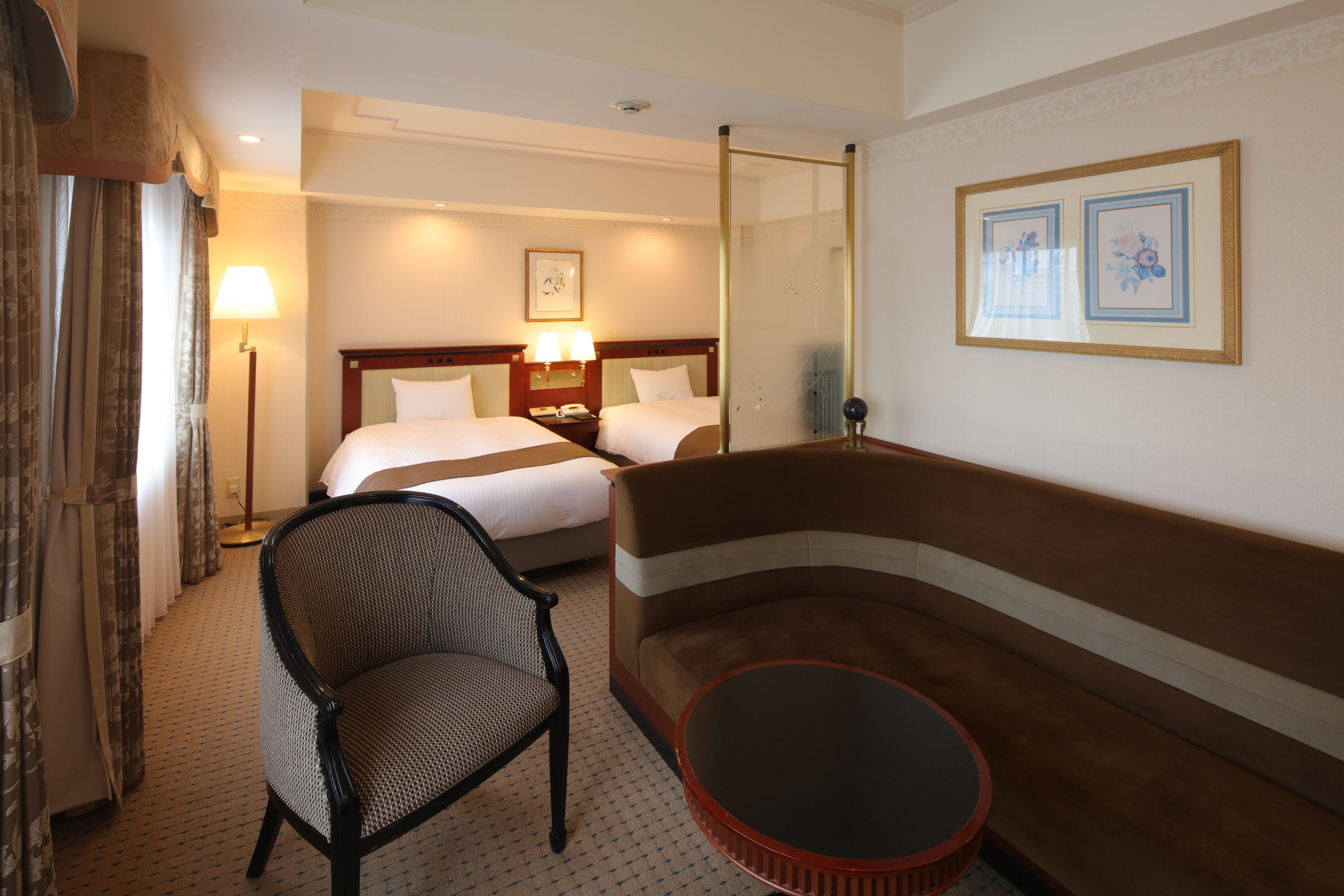 deluxe twin room, multiple beds, smoking | 1 bedroom, premium bedding, down duvets, in-room safe