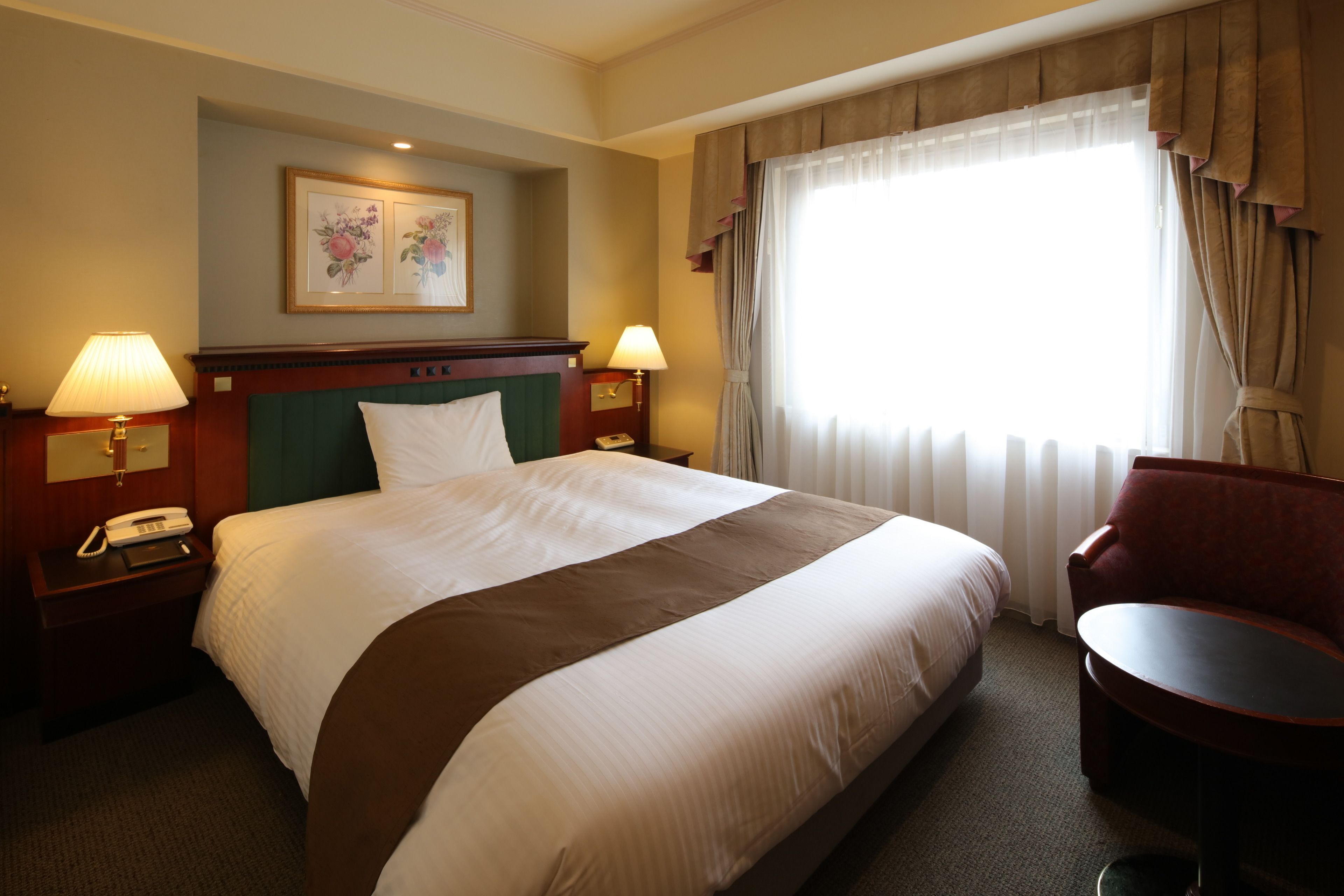 1 bedroom, premium bedding, down duvets, in-room safe