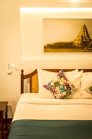 Standaard cottage | Luxe beddengoed, een minibar, een bureau, een laptopwerkplek