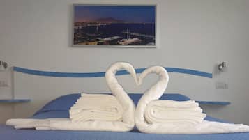 Chambre Double Standard, vue mer | Bureau, Wi-Fi gratuit, draps fournis