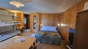 Studio (4 people) | Romfasilitet