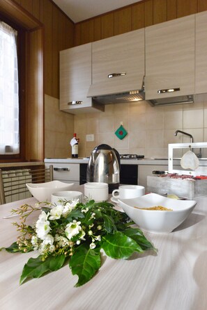 Appartamento, 1 camera da letto (3 people) | Una cassaforte in camera, ferro/asse da stiro, Wi-Fi gratuito