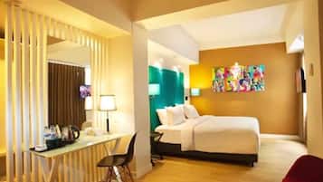 Junior Suite | In-room safe, soundproofing, free WiFi, bed sheets